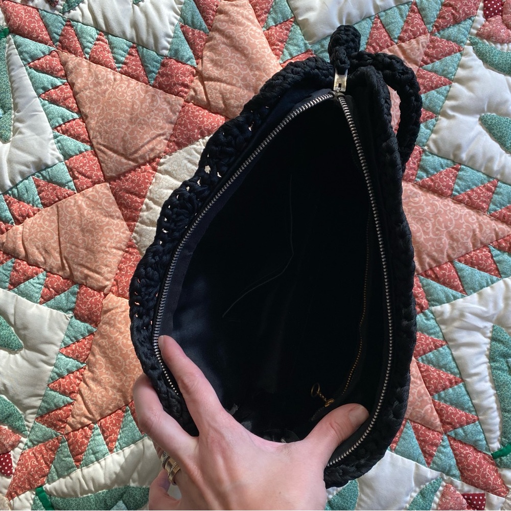 Vintage Black Woven Macrame Shoulder Bag - Picture 8 of 8